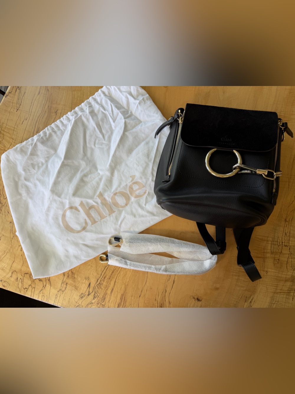 Chloé Chloe Faye Backpack
Shoulder Bag 2-Way Black Leather Suede - carried once